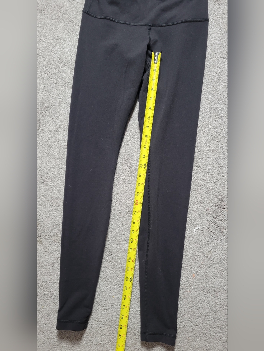 Lululemon Align High-Rise V-Waist Leggings Black Size 6 - Picture 4 of 7